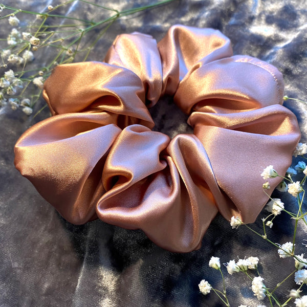 S002 -  Champagne XL Scrunchie