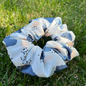 S021 - Watercolor Splash XL Scrunchie